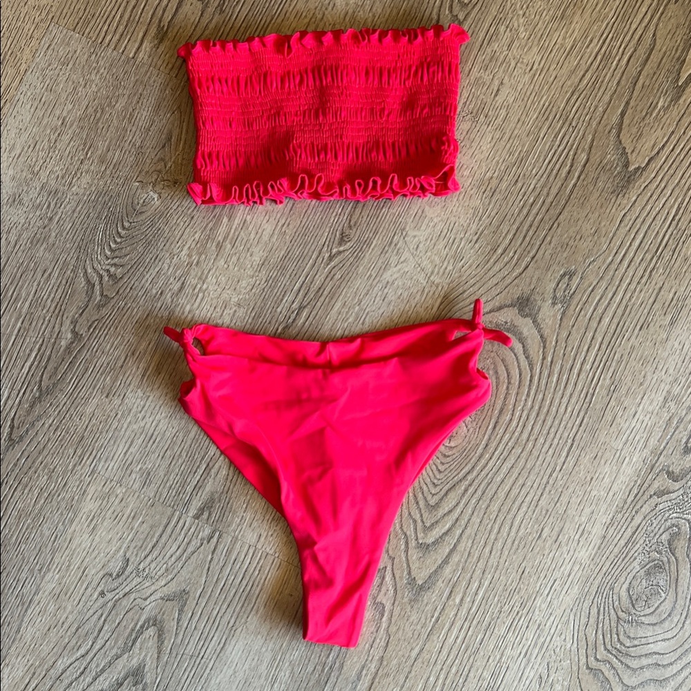 Women’s hot pink Two-Piece Swimsuit
